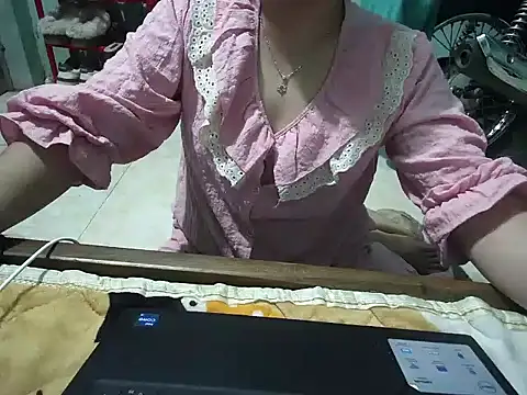 Snapshot of Xue_weng chatting on March 10, 2026, 12:20 pm Xue weng online show from March 10, 2026, 12:20 pm