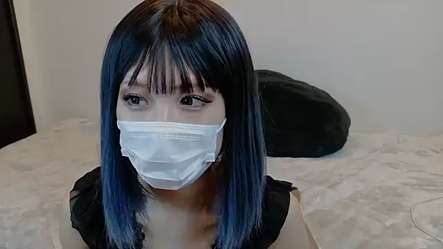 sarina at online show from January 10, 2026, 7:36 am