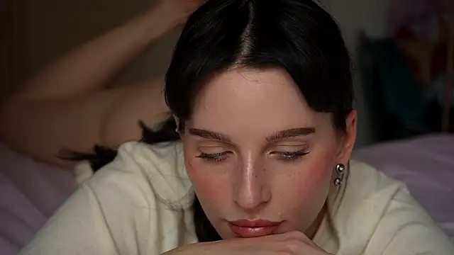 ellaa91 online show from November 27, 2025, 12:27 pm