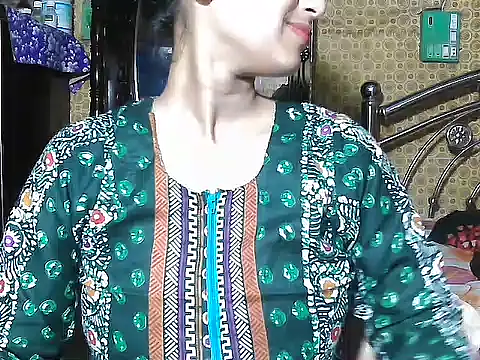Snapshot of jui- chatting on September 26, 2025, 5:20 pm jui- online show from September 26, 2025, 5:20 pm