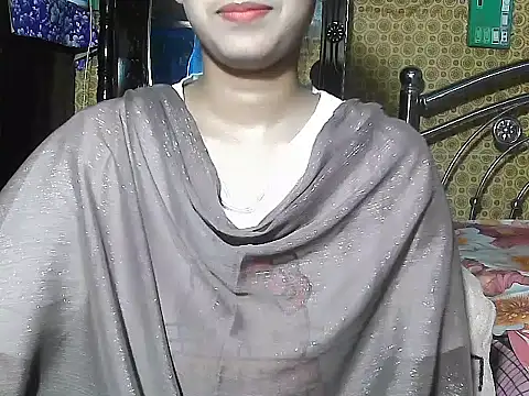 Snapshot of jui- chatting on October 1, 2025, 5:28 pm jui- online show from October 1, 2025, 5:28 pm