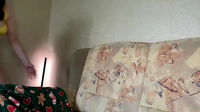 Marinpeach online show from March 12, 2026, 11:25 am