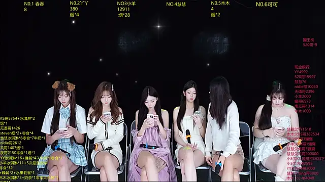 EYgirl222 online show from November 25, 2025, 8:36 am