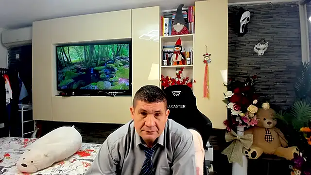 SpartacusDaddy48 online show from April 9, 2026, 6:30 am