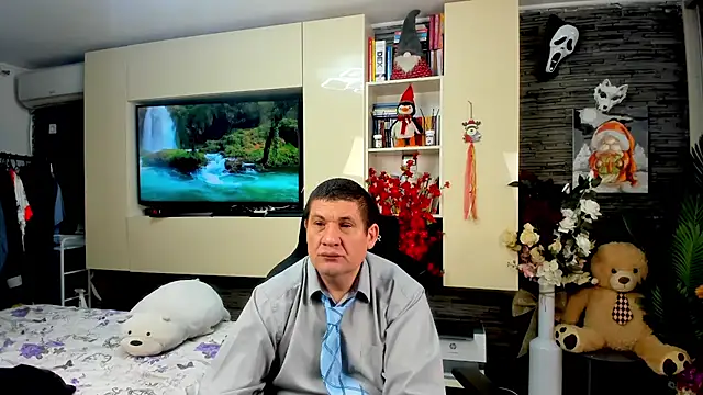 SpartacusDaddy48 online show from March 28, 2026, 3:35 pm