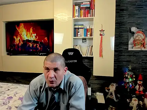 SpartacusDaddy48 online show from February 20, 2026, 3:47 am