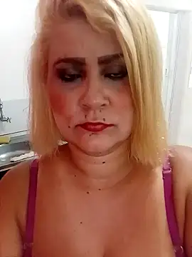 flavinhasensual online show from November 18, 2025, 12:26 am