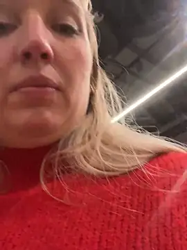 Stellapower online show from November 13, 2025, 7:18 pm