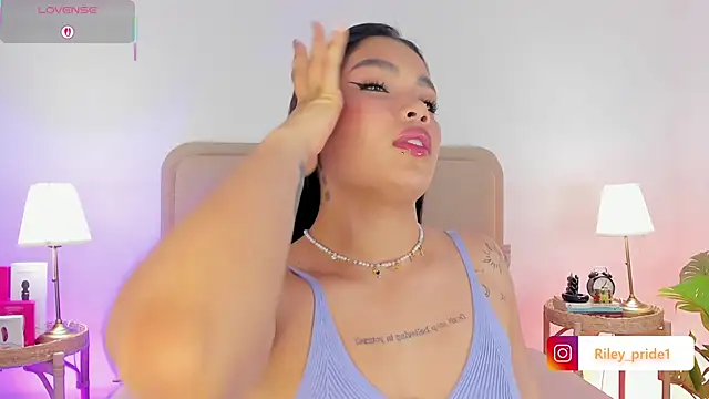 Cutie Riley online show from September 23, 2025, 11:39 am