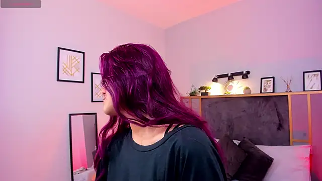 Azurra amatto2 online show from April 17, 2026, 8:22 pm