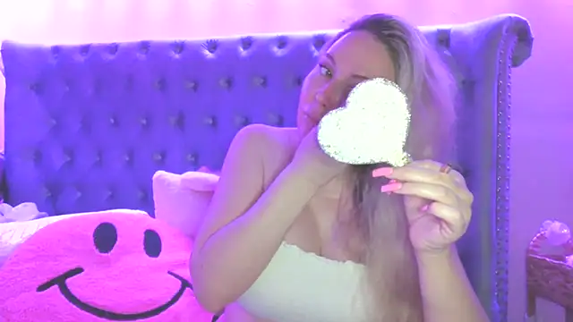 BigBoobsBlair online show from June 19, 2026, 4:02 pm