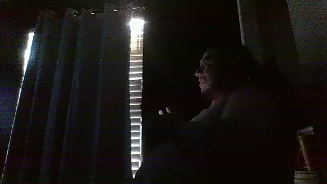 Snapshot of raredick chatting on May 17, 2026, 1:27 am raredick online show from May 17, 2026, 1:27 am