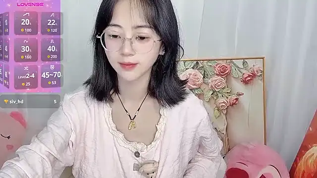 Snapshot of nini_a chatting on May 31, 2026, 10:43 pm nini a online show from May 31, 2026, 10:43 pm