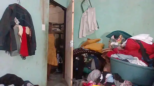 Nicky52 online show from October 24, 2025, 3:33 pm