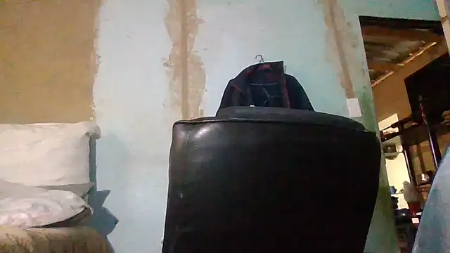 Snapshot of Nicky52 chatting on March 24, 2026, 3:23 pm Nicky52 online show from March 24, 2026, 3:23 pm