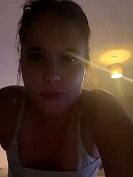 Snapshot of LollyLove_ chatting on October 27, 2025, 9:05 pm LollyLove  online show from October 27, 2025, 9:05 pm