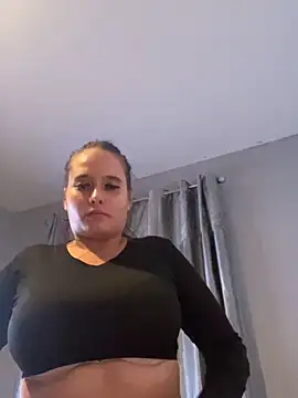 LollyLove  online show from November 16, 2025, 7:07 pm