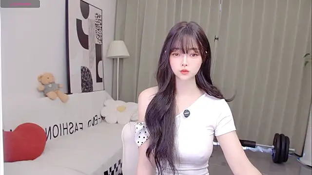 uikyy1 online show from May 18, 2026, 7:13 am