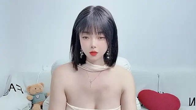 uikyy1 online show from December 1, 2025, 3:02 pm