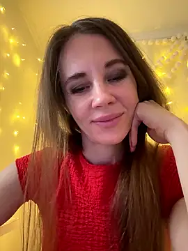 Snapshot of LucieMack chatting on January 11, 2026, 2:46 pm LucieMack online show from January 11, 2026, 2:46 pm