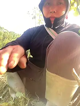 Lai005 online show from February 16, 2026, 8:02 am