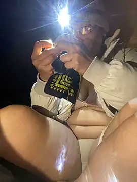 Lai005 online show from December 17, 2025, 1:32 am