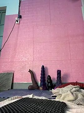 Snapshot of Rose_194 chatting on February 1, 2026, 4:00 am Rose 194 online show from February 1, 2026, 4:00 am