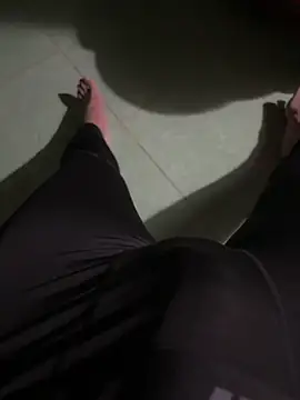 ednguyen online show from November 16, 2025, 9:41 pm