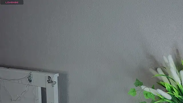 BlushinBloom online show from April 11, 2026, 5:59 am