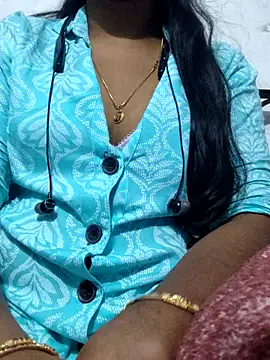 Snapshot of Sandhya_25 chatting on November 13, 2025, 4:44 pm Sandhya 25 online show from November 13, 2025, 4:44 pm