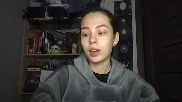 Yuna5343 online show from February 11, 2026, 10:20 pm