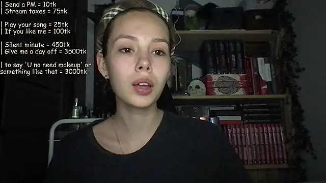 Yuna5343 online show from July 28, 2026, 8:01 pm