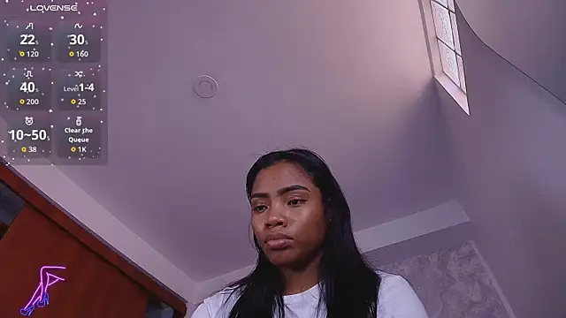 mishell- online show from November 5, 2025, 7:17 pm