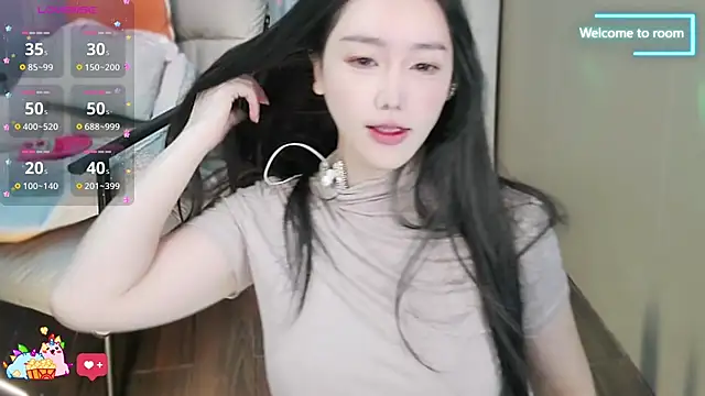 LINLIN-2025 online show from December 3, 2025, 2:27 pm