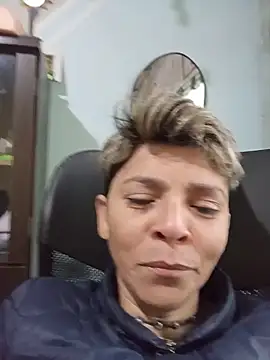Lulypsicologasexual online show from May 17, 2026, 7:58 pm
