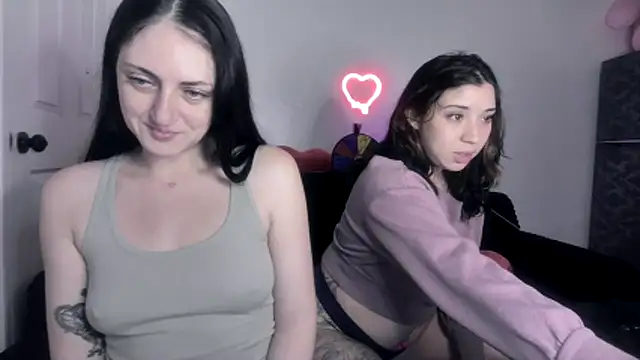 Snapshot of torithequeen chatting on March 25, 2026, 2:27 pm torithequeen online show from March 25, 2026, 2:27 pm