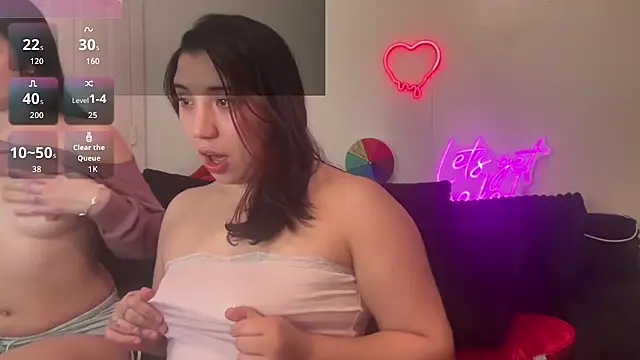 nina lovez online show from February 4, 2026, 2:28 am