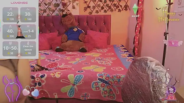 Estrella  sex online show from October 31, 2025, 12:24 pm