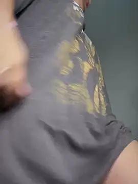 karobaby  online show from April 2, 2026, 8:37 pm