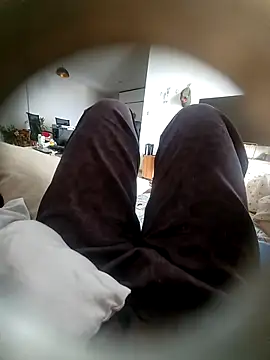 Venessa 18 online show from November 22, 2025, 6:01 am