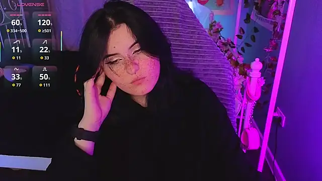 Dark Shine online show from November 3, 2025, 6:07 am