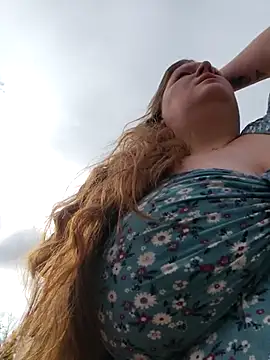 Love86Emily online show from October 27, 2025, 2:51 pm