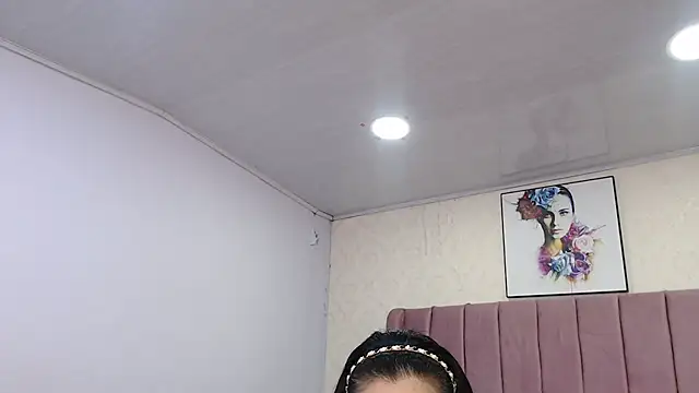 AriannaAdames online show from April 16, 2026, 12:39 pm