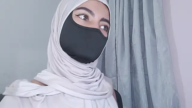 jade nassar online show from December 17, 2025, 12:48 am