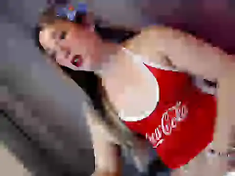 Snapshot of your_hottest_kim chatting on October 8, 2025, 3:52 am your hottest kim online show from October 8, 2025, 3:52 am