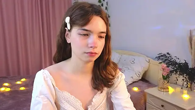 Evi Brook online show from January 12, 2026, 1:40 pm