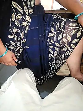 indianhotwife639 online show from October 2, 2025, 7:01 am