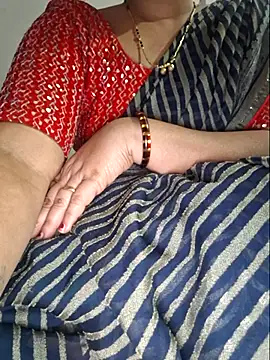 indianhotwife639 online show from January 13, 2026, 5:17 pm