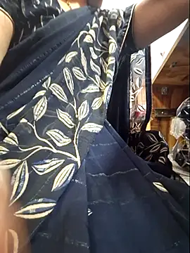 indianhotwife639 online show from November 27, 2025, 8:48 am