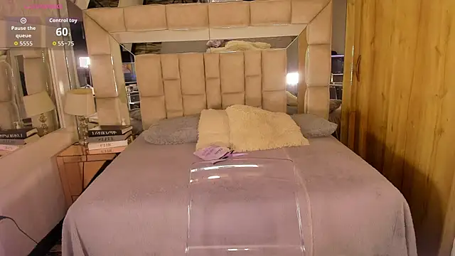 MaddyGray  online show from April 14, 2026, 7:08 pm